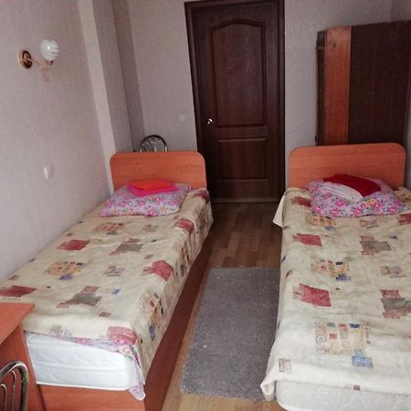 Готель Заводу 410 Ца Kijev Kültér fotó